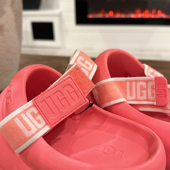 UGG Aww Yeah Slingback Platform Sanda - Picture 4 of 7